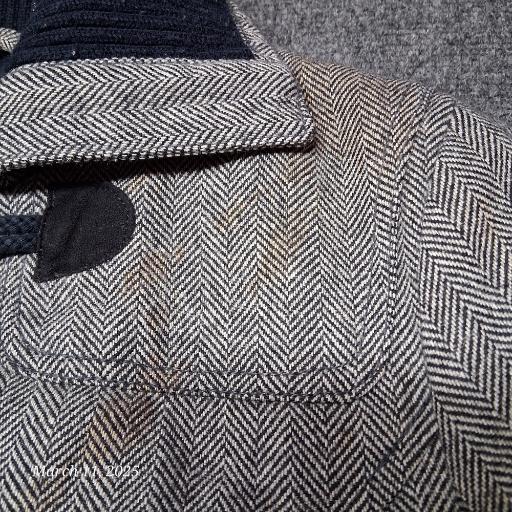 * American Eagle Herringbone Coat Women Size Small Gray Full Zip With Toggle - Picture 2 of 8